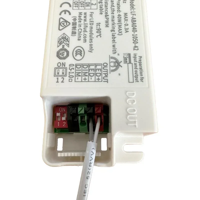 D01040W - Stmievateľný Driver LIFUD 0-10V na 40W LED panel - D01040W