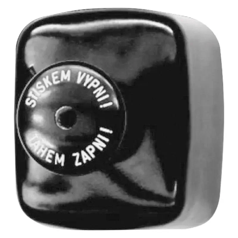 Trojpólový tlačidlový spínač, 16 A, 400 V, IP30, montáž na stenu - 35303-10